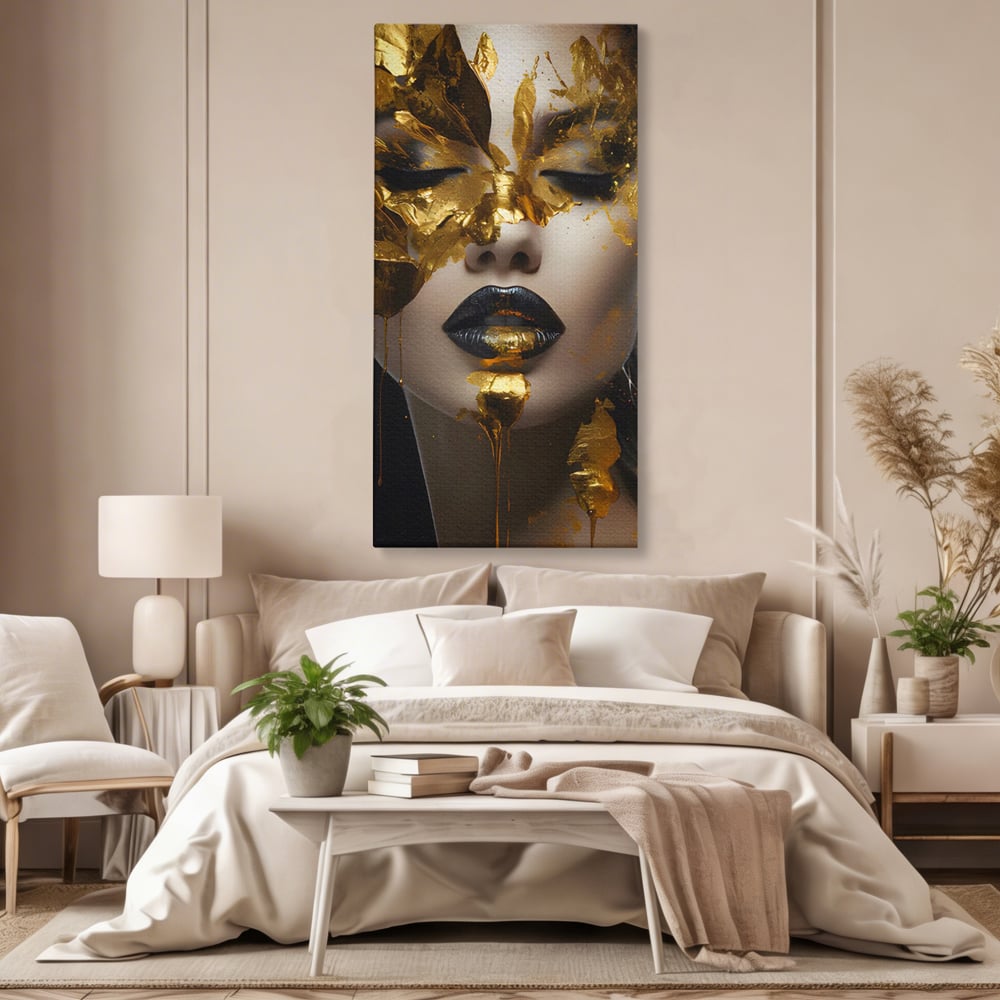 Tablou canvas cu tablou canvas cu portret femeie si foita de aur, fara rama, pe sasiu de lemn, pe perete intr-un dormitor